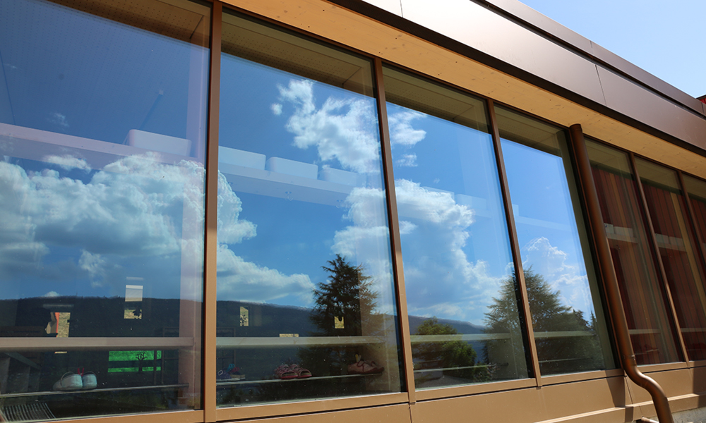 Fenster als Pfosten-Riegel Fassadenlösung Schreinerei Schwab Ins
