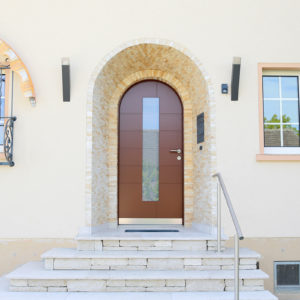 Referenzen Schreinerei Schwab Einfamilienhaus, Muntelier