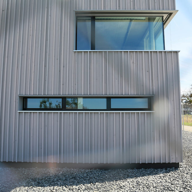 Referenzen Schreinerei Schwab BLS Betriebsgebäude, Ins