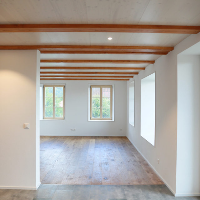 Referenzen Schreinerei Schwab Bauernhaus, Brüttelen